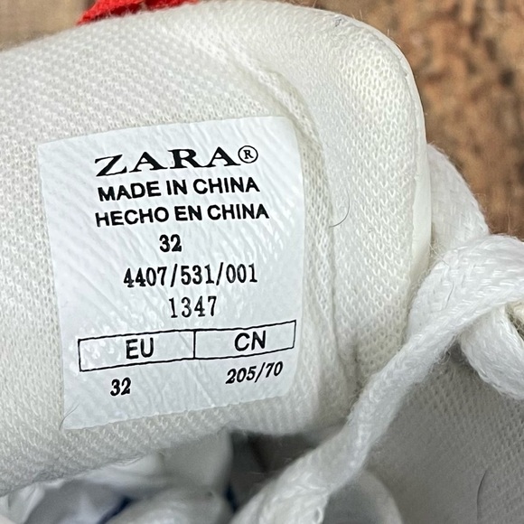 ZARA Nintendo Mario Kart Mario Luigi White Sneakers Kids Size 7 32 EUR Street - Picture 12 of 13